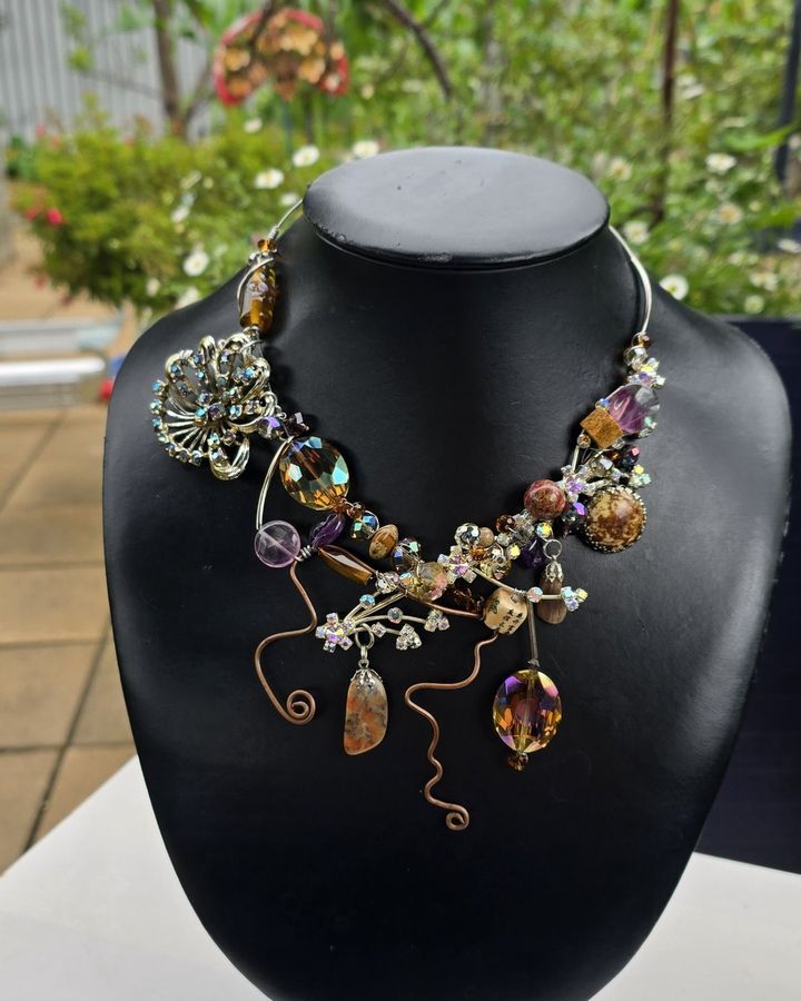 Outback Beauty necklace in amber, amethyst and copper