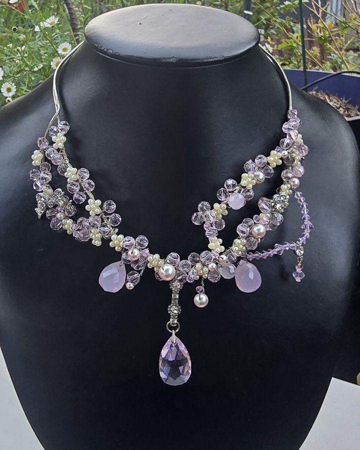 Ballerina A Pink crystals and pearl necklace with a teardrop pendant